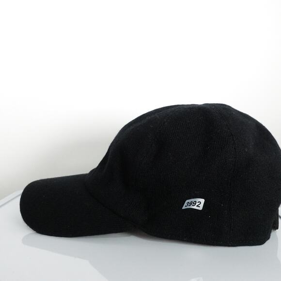 NWOT Quince Unisex Mongolian Cashmere Baseball Cap in Black Size M/L Sherpa - Picture 2 of 8